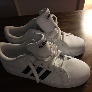 Adidas classics size4.5